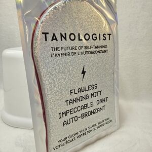 Tanologist Flawless Tanning Mitt - Silver